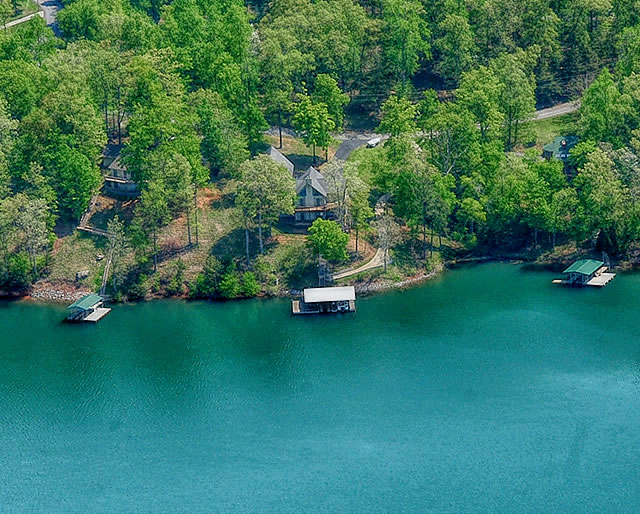 Cove Pointe Homes for Sale on Norris Lake - Lafollette, TN